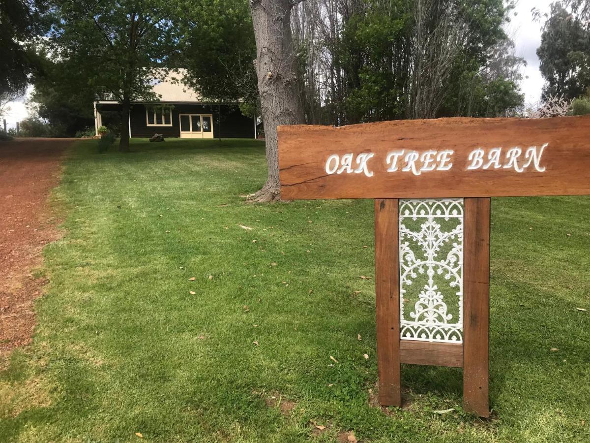 Oak Tree Barn Bridgetown Villa Екстериор снимка